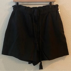 House of Harlow 1960 black linen shorts